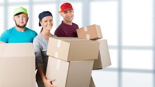 A local removal truck service supporting Teddington household and business moves