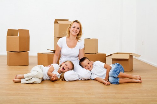 Organised moving day unpacking service in Teddington