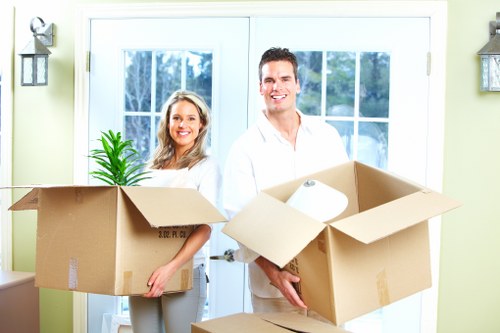 Efficient furniture removals service for homes and offices in Teddington