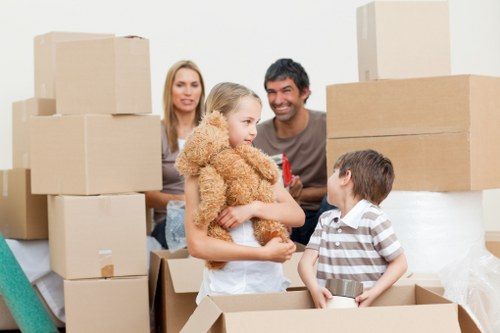 Removal team estimating a smaller flat move using load-based pricing